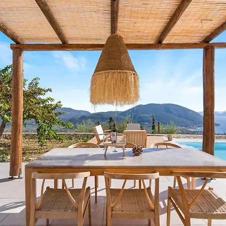 Elgian Luxury -private Pool & Sea View Pondi