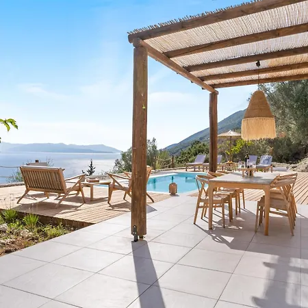 Elgian Luxury -private Pool & Sea View Villa Pondi