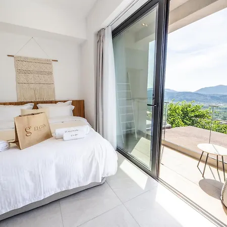 Elgian Luxury -private Pool & Sea View *