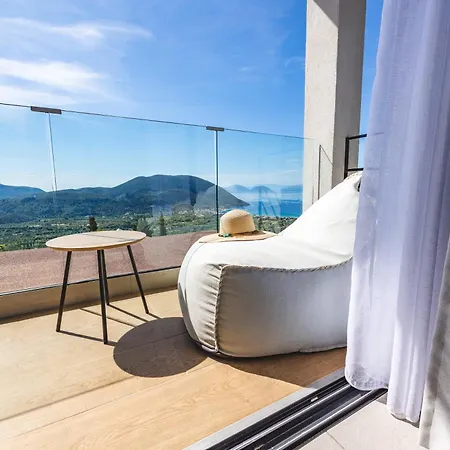 Elgian Luxury -private Pool & Sea View Pondi