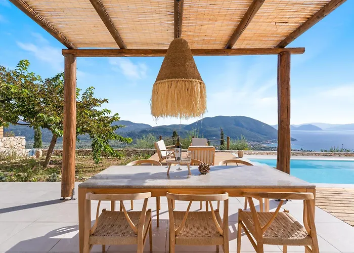 Elgian Luxury -private Pool & Sea View Pondi