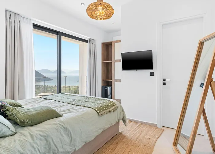 Elgian Luxury -private Pool & Sea View 빌라